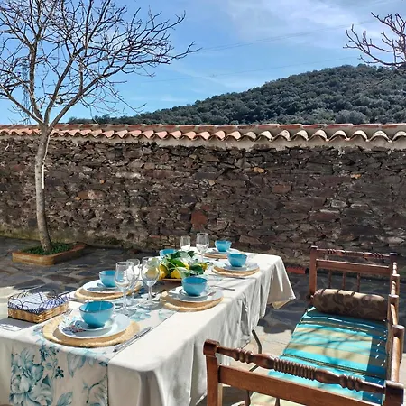 Casa Celia 度假居 *